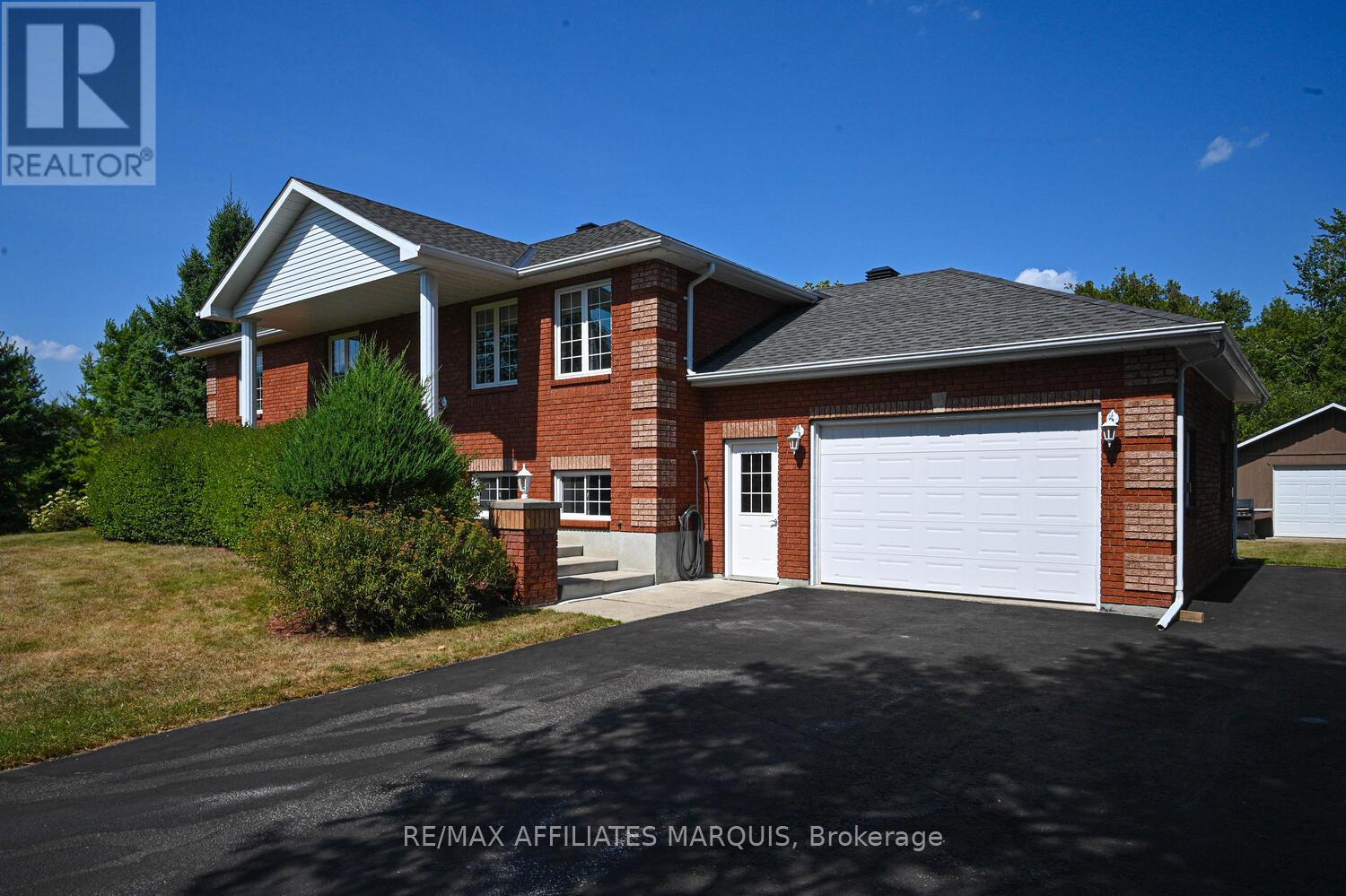 156 Bay Road, Rideau Lakes, Ontario  K0G 1L0 - Photo 5 - X13025228