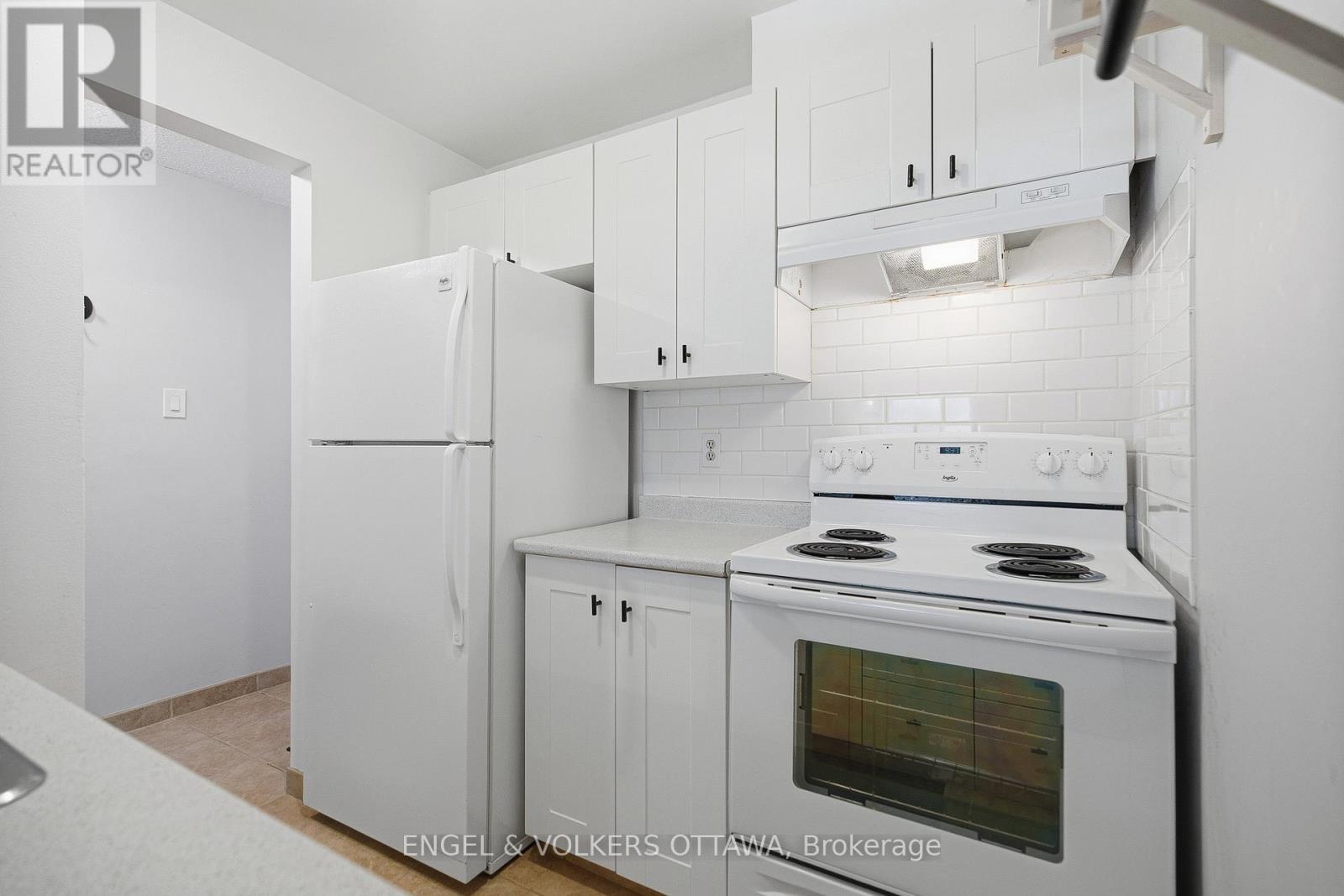 201 - 6376 Bilberry Drive, Ottawa, Ontario  K1C 4P6 - Photo 8 - X13025422