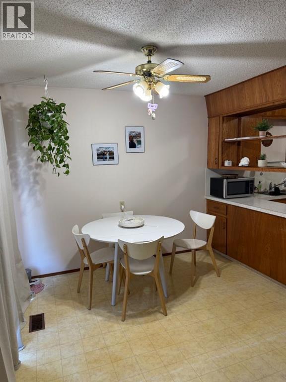 146 Mcgill Boulevard W, Lethbridge, Alberta  T1K 4C5 - Photo 6 - A2302679