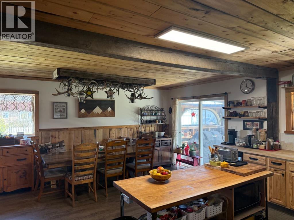 205 Hamilton Avenue, Lundbreck, Alberta  T0K 1H0 - Photo 10 - A2301711