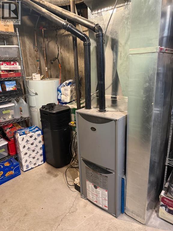 205 Hamilton Avenue, Lundbreck, Alberta  T0K 1H0 - Photo 26 - A2301711