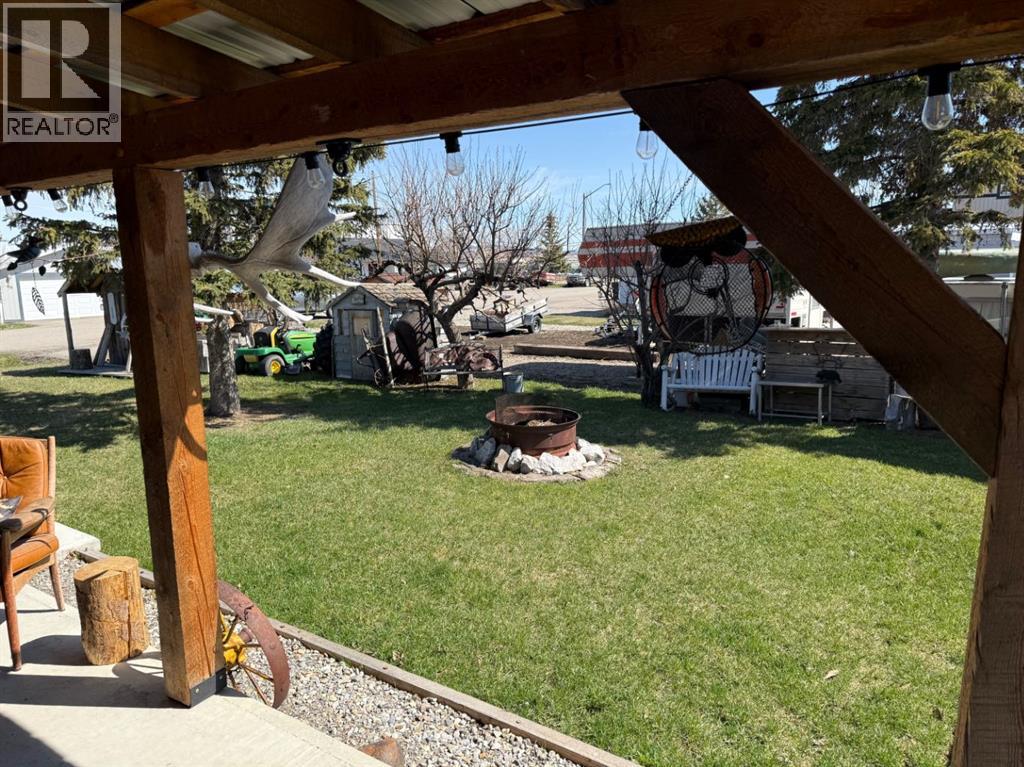 205 Hamilton Avenue, Lundbreck, Alberta  T0K 1H0 - Photo 31 - A2301711