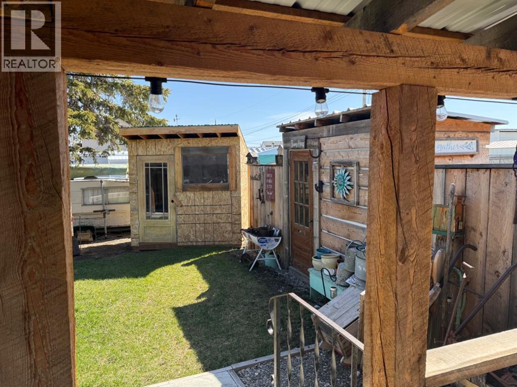 205 Hamilton Avenue, Lundbreck, Alberta  T0K 1H0 - Photo 32 - A2301711