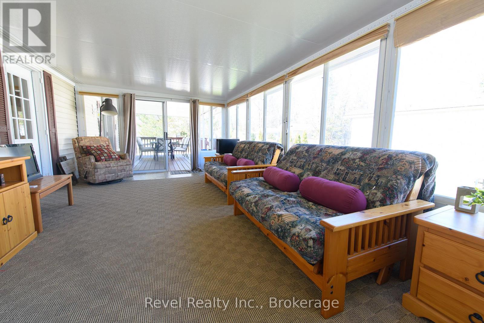 30 Huron Circle, Wasaga Beach, Ontario  L9Z 1X7 - Photo 11 - S13025358