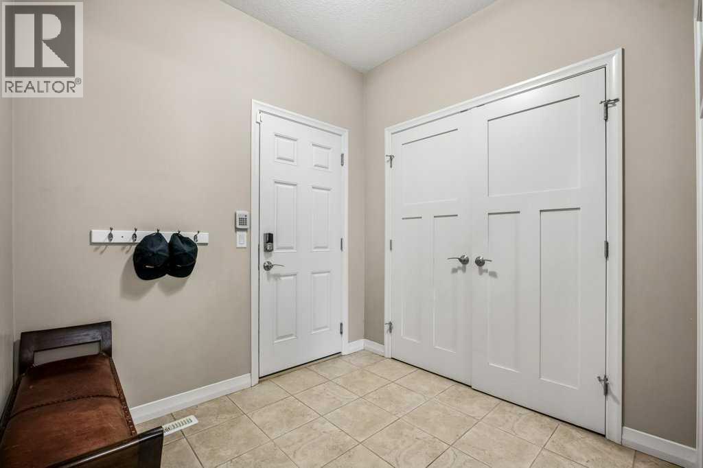 103 Panamount Common NW, Calgary, Alberta  T3K 0P5 - Photo 5 - A2284041