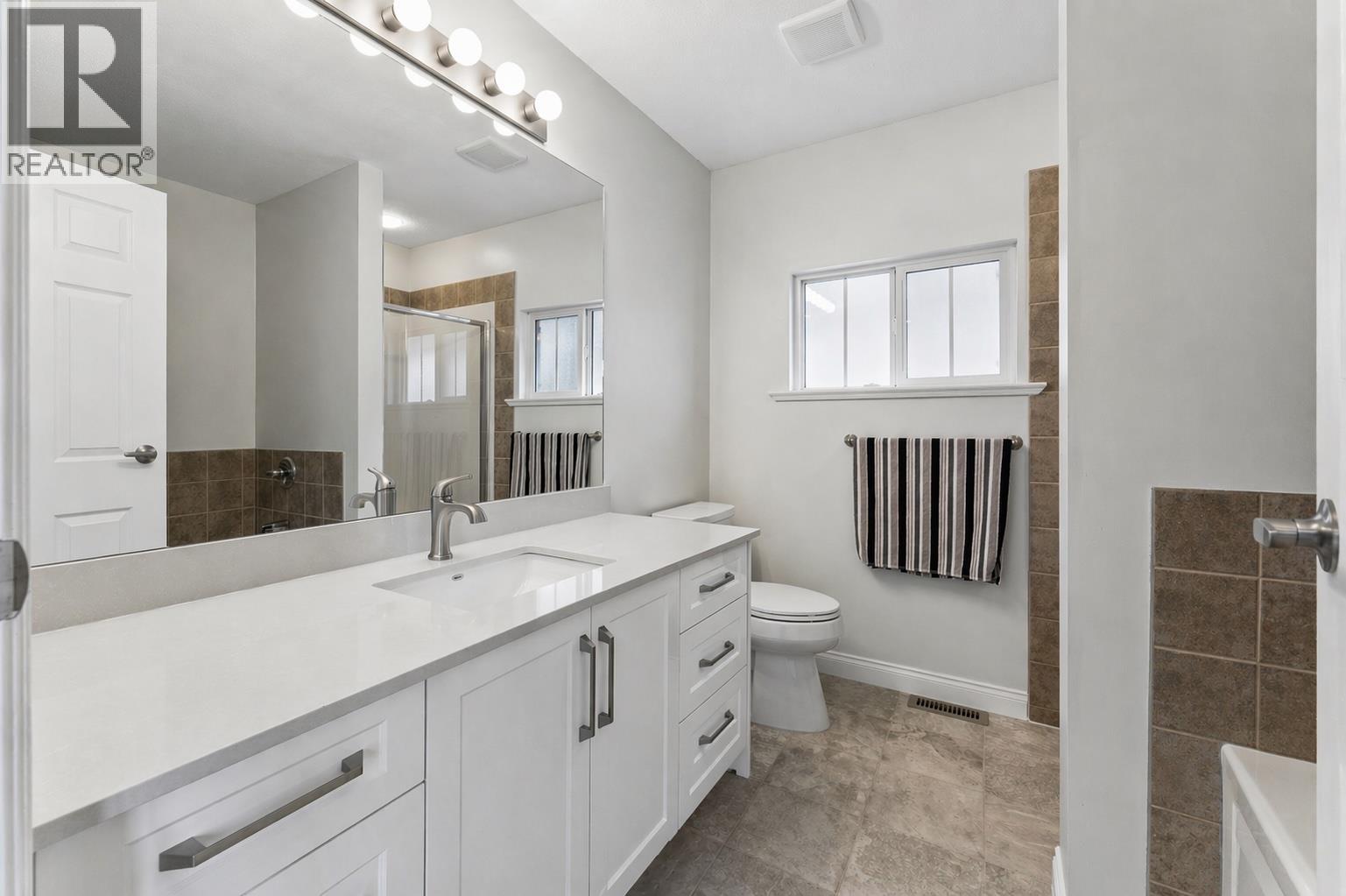 5951 Muir Drive, Richmond, British Columbia  V6V 3C4 - Photo 31 - R3113812