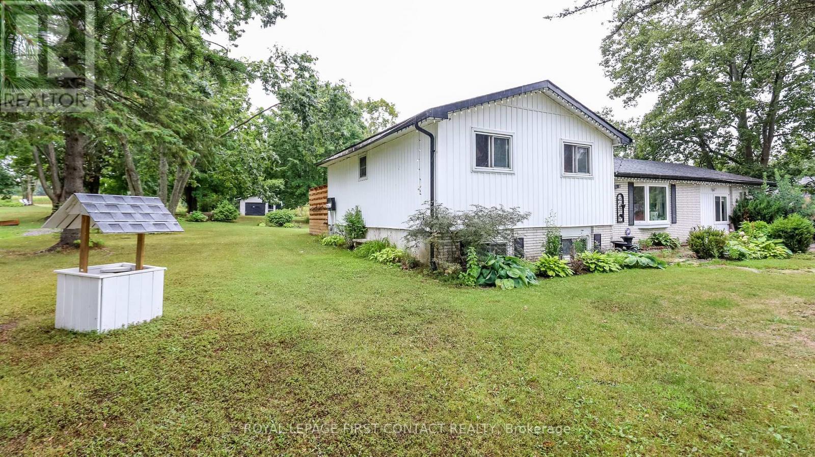 14 Conder Drive, Oro-Medonte, Ontario  L0K 1E0 - Photo 7 - S12768592