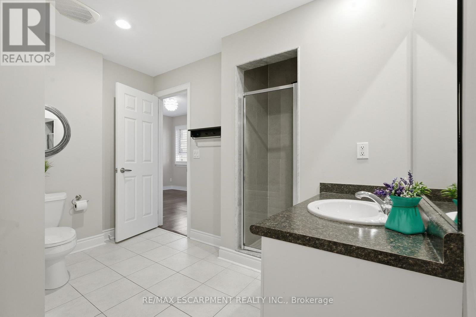 610 - 399 Elizabeth Street, Burlington, Ontario  L7R 0A4 - Photo 22 - W12726412