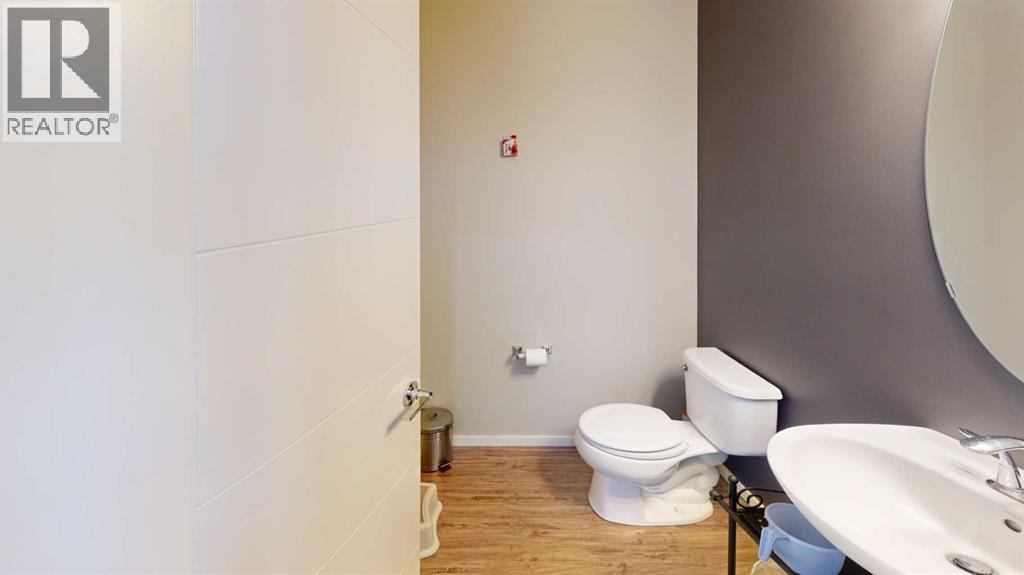 3, 414 Highlands Boulevard W, Lethbridge, Alberta  T1J 5K5 - Photo 2 - A2291511