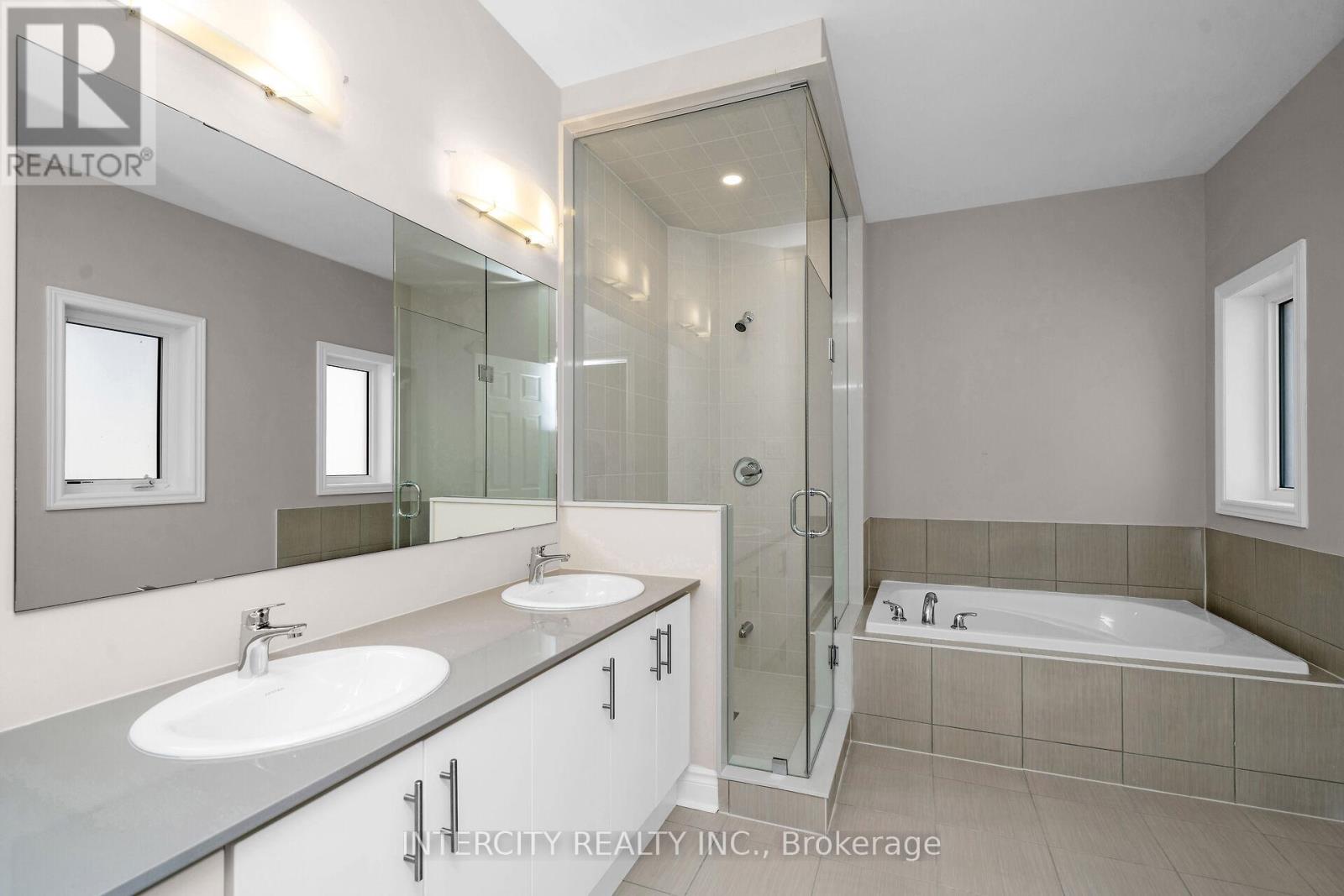 9 Keyworth Crescent, Brampton, Ontario  L6R 4E9 - Photo 18 - W12912112