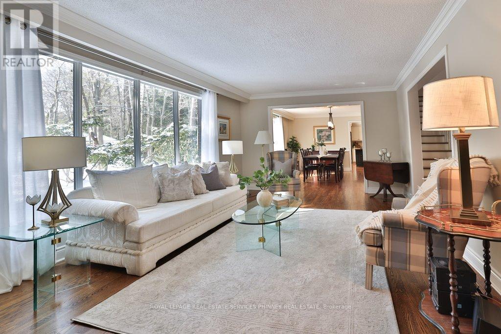 1244 Woodland Avenue, Mississauga, Ontario  L5G 2X9 - Photo 5 - W12820926