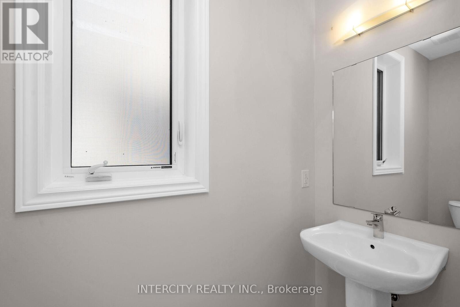 9 Keyworth Crescent, Brampton, Ontario  L6R 4E9 - Photo 14 - W12912112