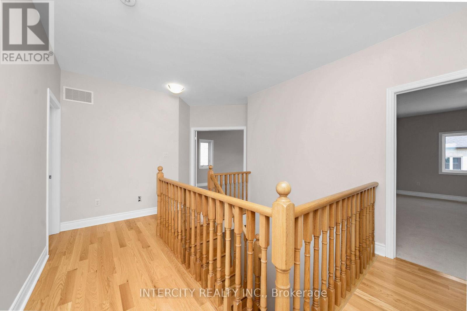 9 Keyworth Crescent, Brampton, Ontario  L6R 4E9 - Photo 31 - W12912112