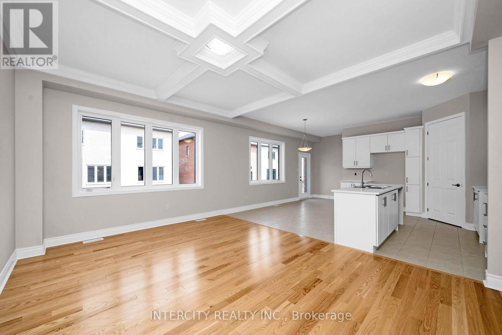 9 Keyworth Crescent, Brampton, Ontario  L6R 4E9 - Photo 6 - W12912112