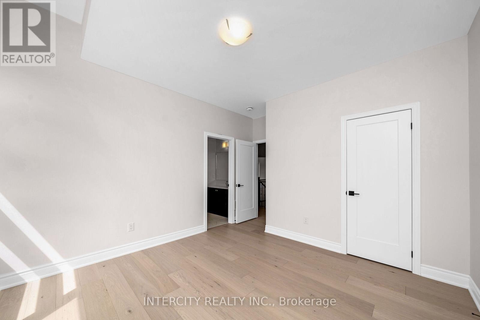 15 Keyworth Crescent, Brampton, Ontario  L6R 4G3 - Photo 24 - W12928658