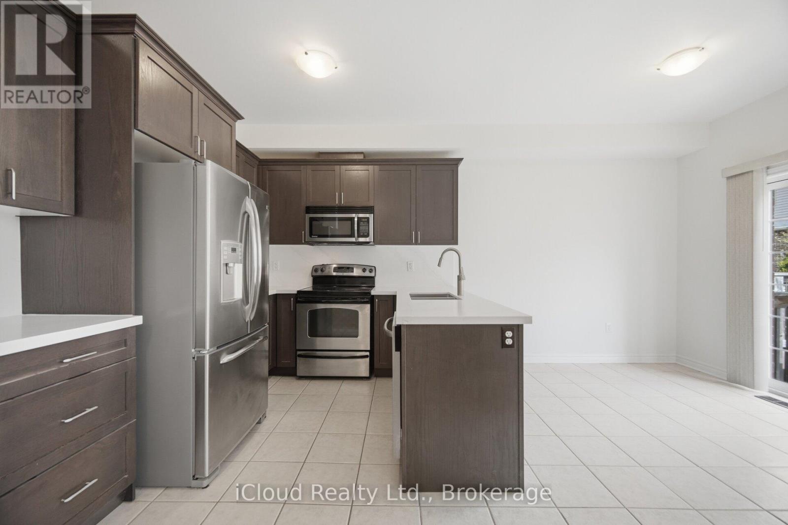 561 Murray Meadows Place, Milton, Ontario  L9T 8L8 - Photo 10 - W13017314