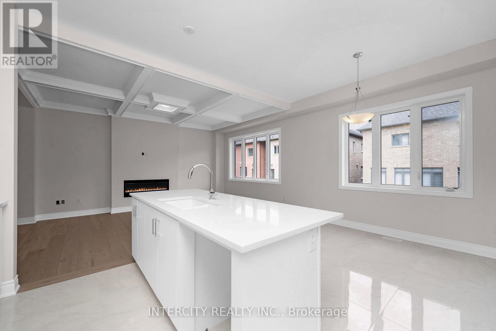 15 Keyworth Crescent, Brampton, Ontario  L6R 4G3 - Photo 12 - W12928658