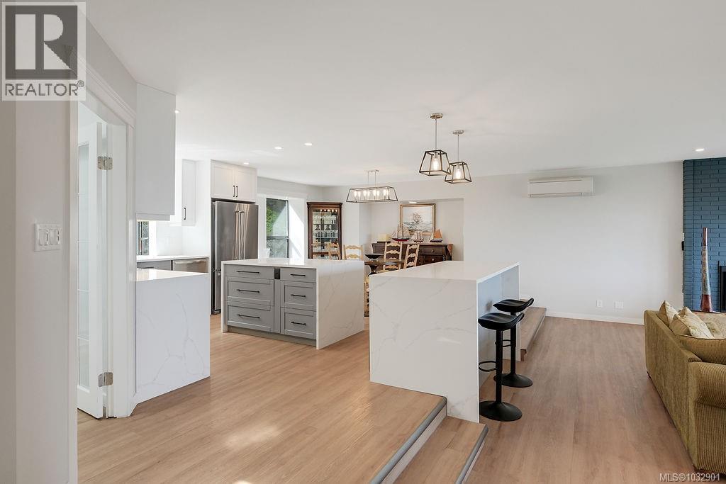 8870 Forest Park Dr, North Saanich, British Columbia  V8L 4E9 - Photo 35 - 1032901