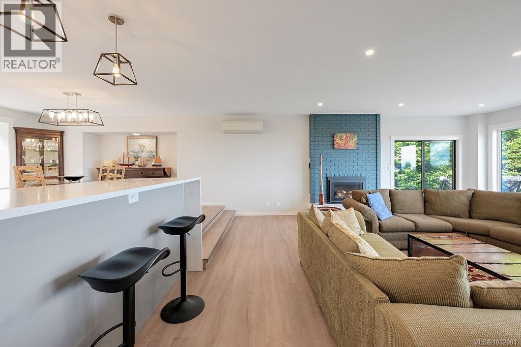 8870 Forest Park Dr, North Saanich, British Columbia  V8L 4E9 - Photo 37 - 1032901