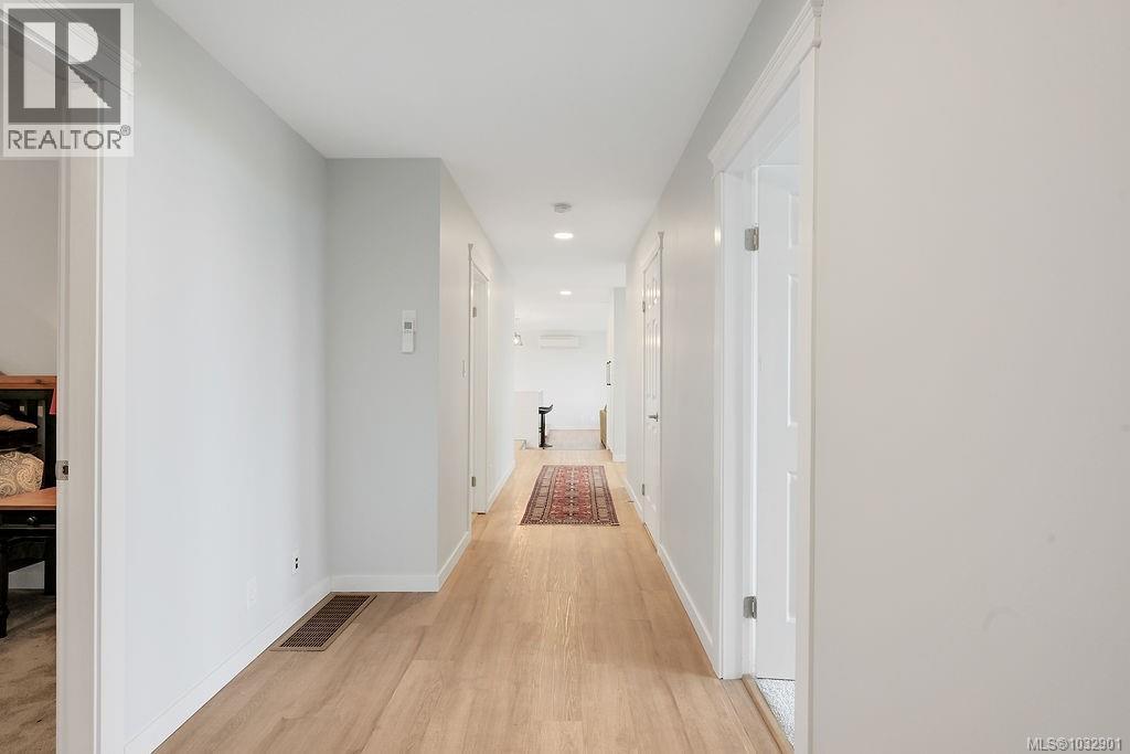 8870 Forest Park Dr, North Saanich, British Columbia  V8L 4E9 - Photo 39 - 1032901