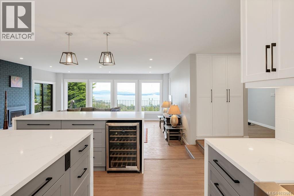 8870 Forest Park Dr, North Saanich, British Columbia  V8L 4E9 - Photo 36 - 1032901