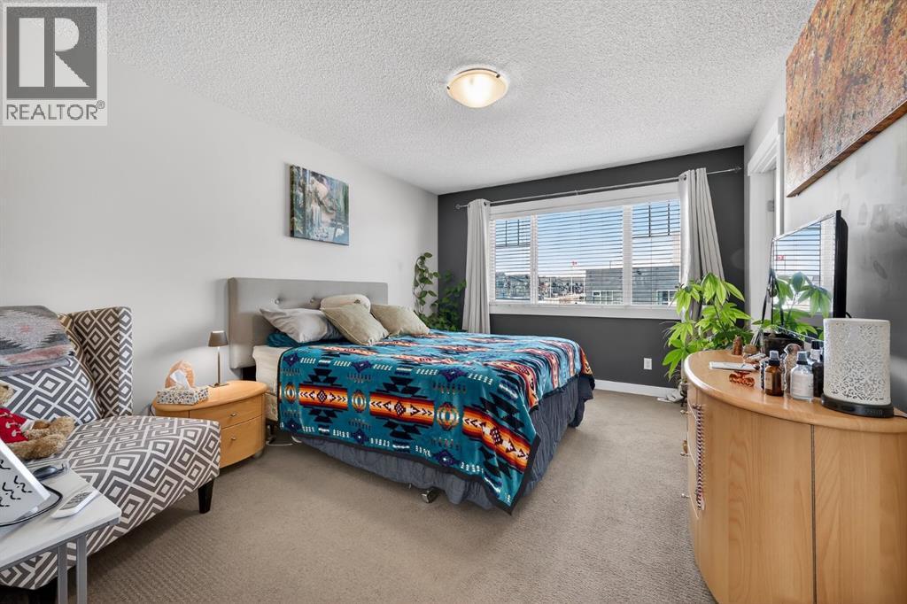 203 Fireside Parkway, Cochrane, Alberta  T4C 0V8 - Photo 13 - A2296249