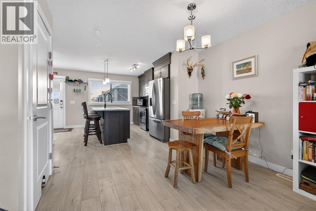 203 Fireside Parkway, Cochrane, Alberta  T4C 0V8 - Photo 6 - A2296249