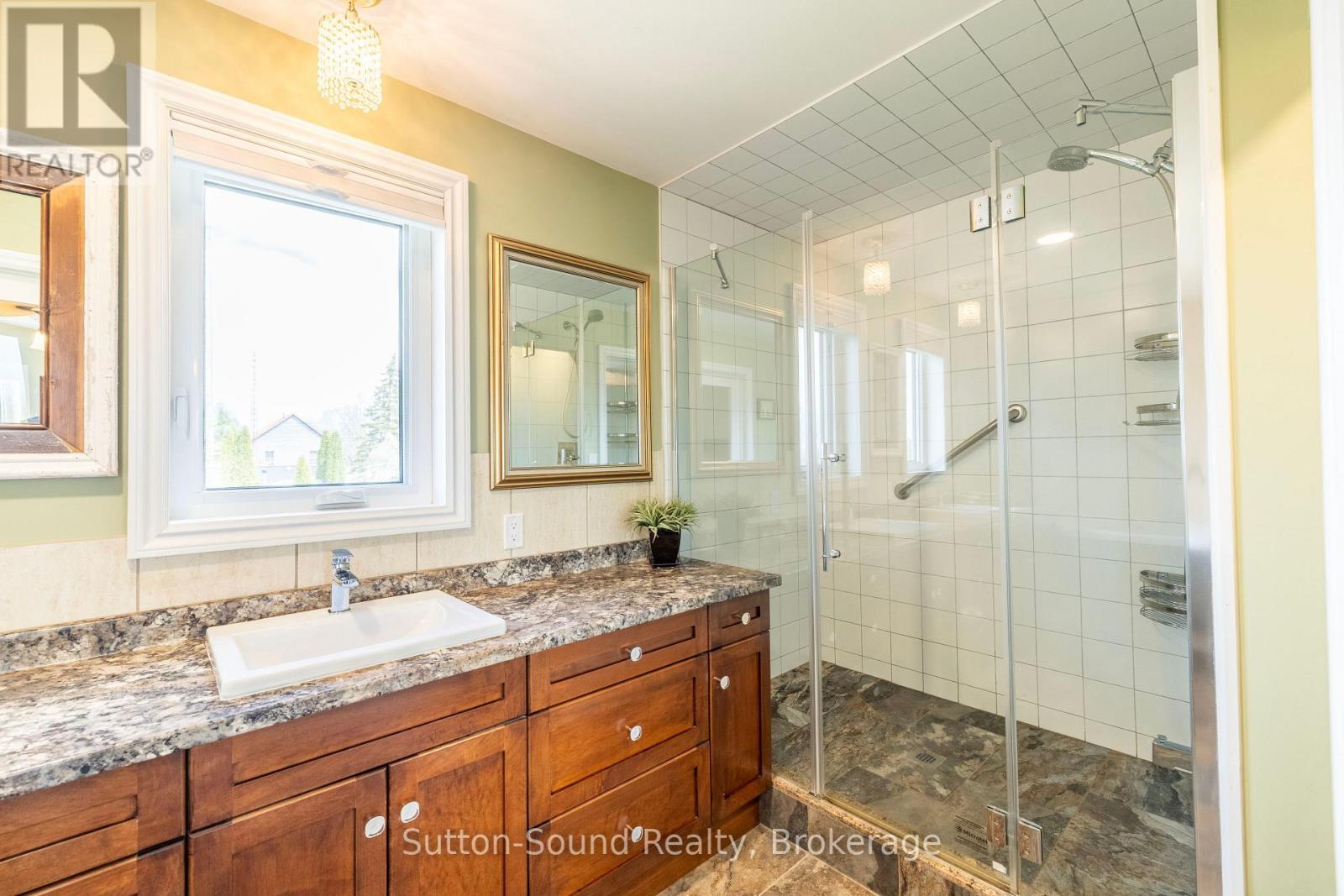 501483 Grey Road 1 Road, Georgian Bluffs, Ontario  N0H 2T0 - Photo 26 - X13025424