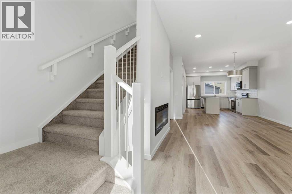 8 Heartwood Lane SE, Calgary, Alberta  T3S 0P9 - Photo 5 - A2302062