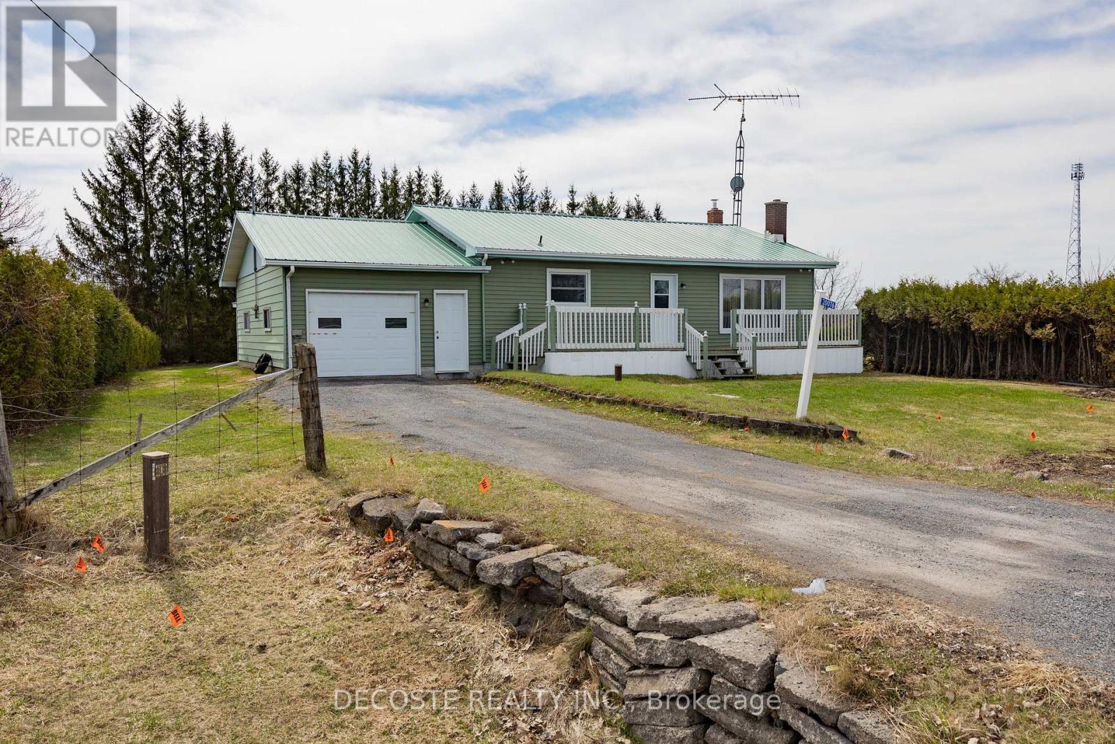 20076 County 43 Road, North Glengarry, Ontario  K0C 1A0 - Photo 3 - X13025138