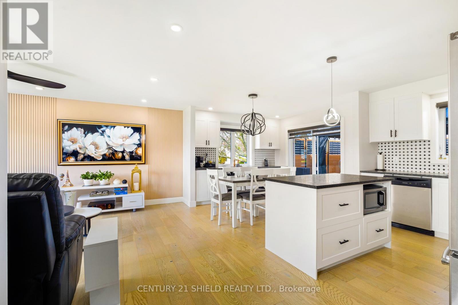 6291 Maclean Court, South Glengarry, Ontario  K0C 1E0 - Photo 18 - X13025362