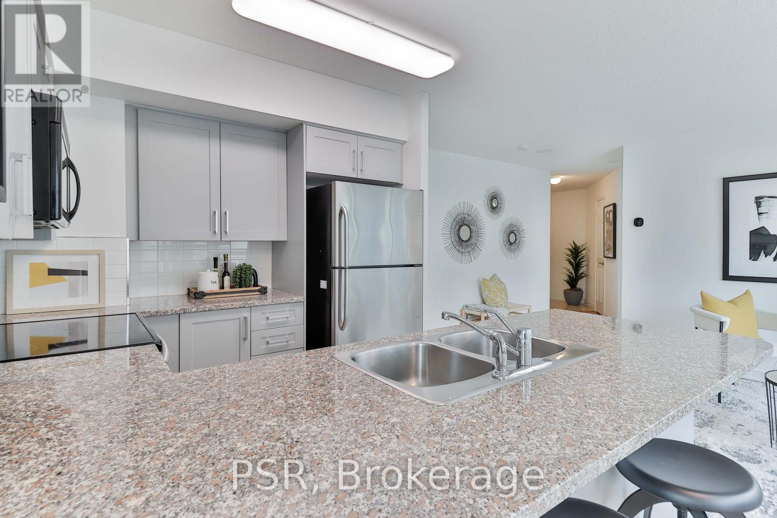 1602 - 30 Grand Trunk Crescent, Toronto, Ontario  M5J 3A4 - Photo 16 - C13025058