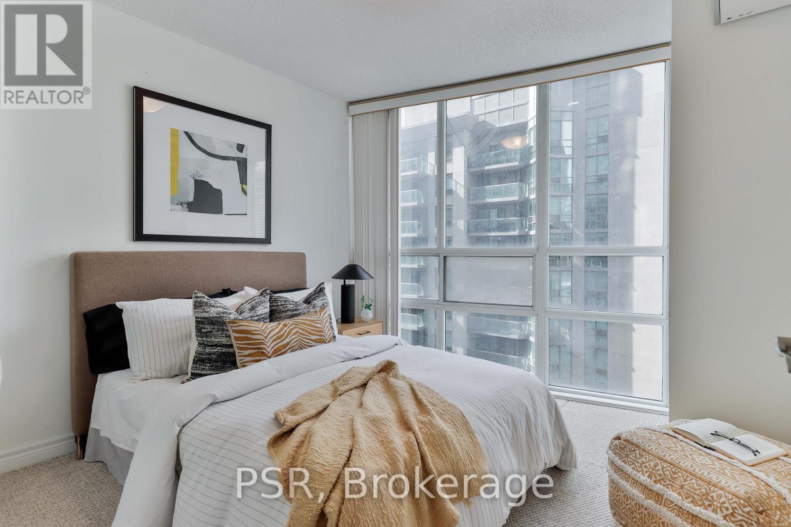 1602 - 30 Grand Trunk Crescent, Toronto, Ontario  M5J 3A4 - Photo 22 - C13025058