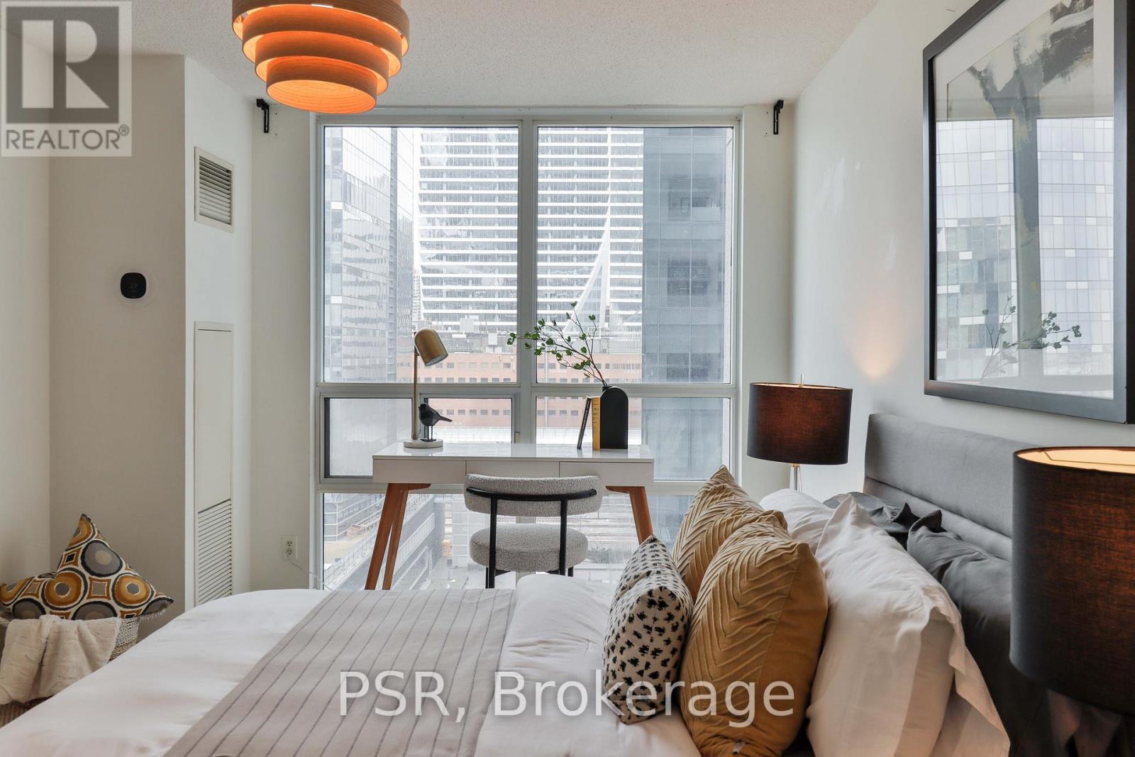 1602 - 30 Grand Trunk Crescent, Toronto, Ontario  M5J 3A4 - Photo 34 - C13025058