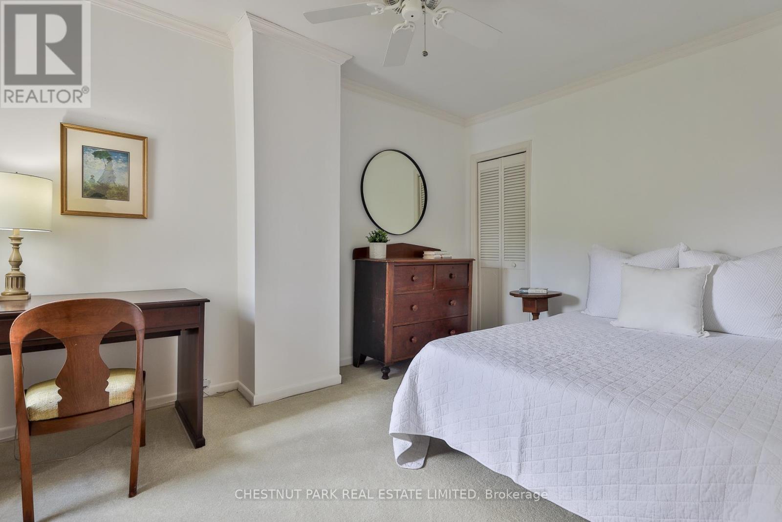 94 Alcina Avenue, Toronto, Ontario  M6G 2E8 - Photo 21 - C13025082