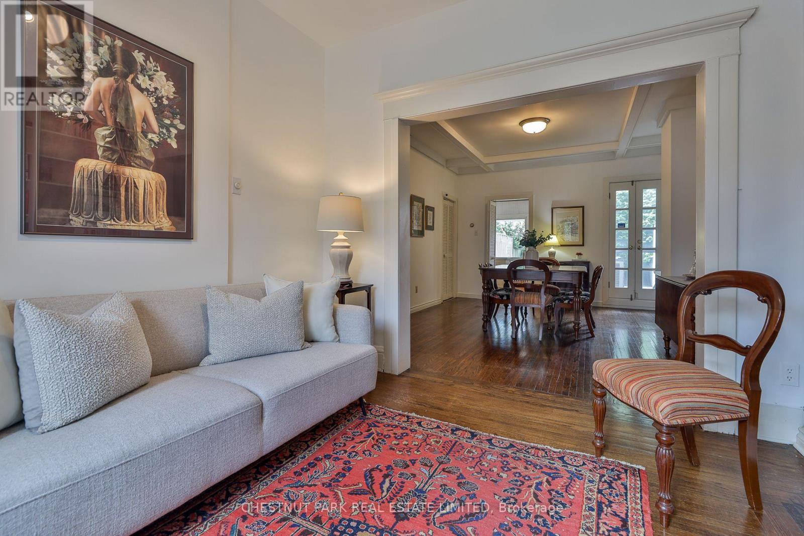 94 Alcina Avenue, Toronto, Ontario  M6G 2E8 - Photo 6 - C13025082