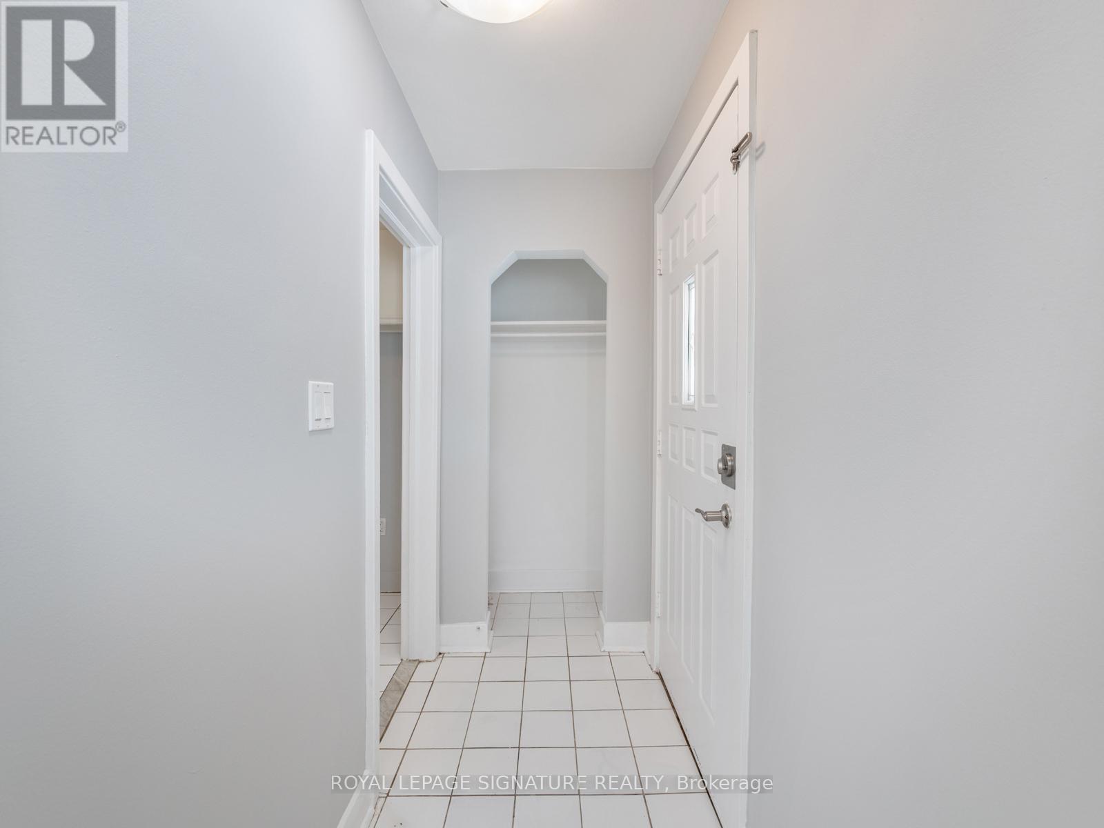 27 King High Avenue, Toronto, Ontario  M3H 3A8 - Photo 2 - C13025240