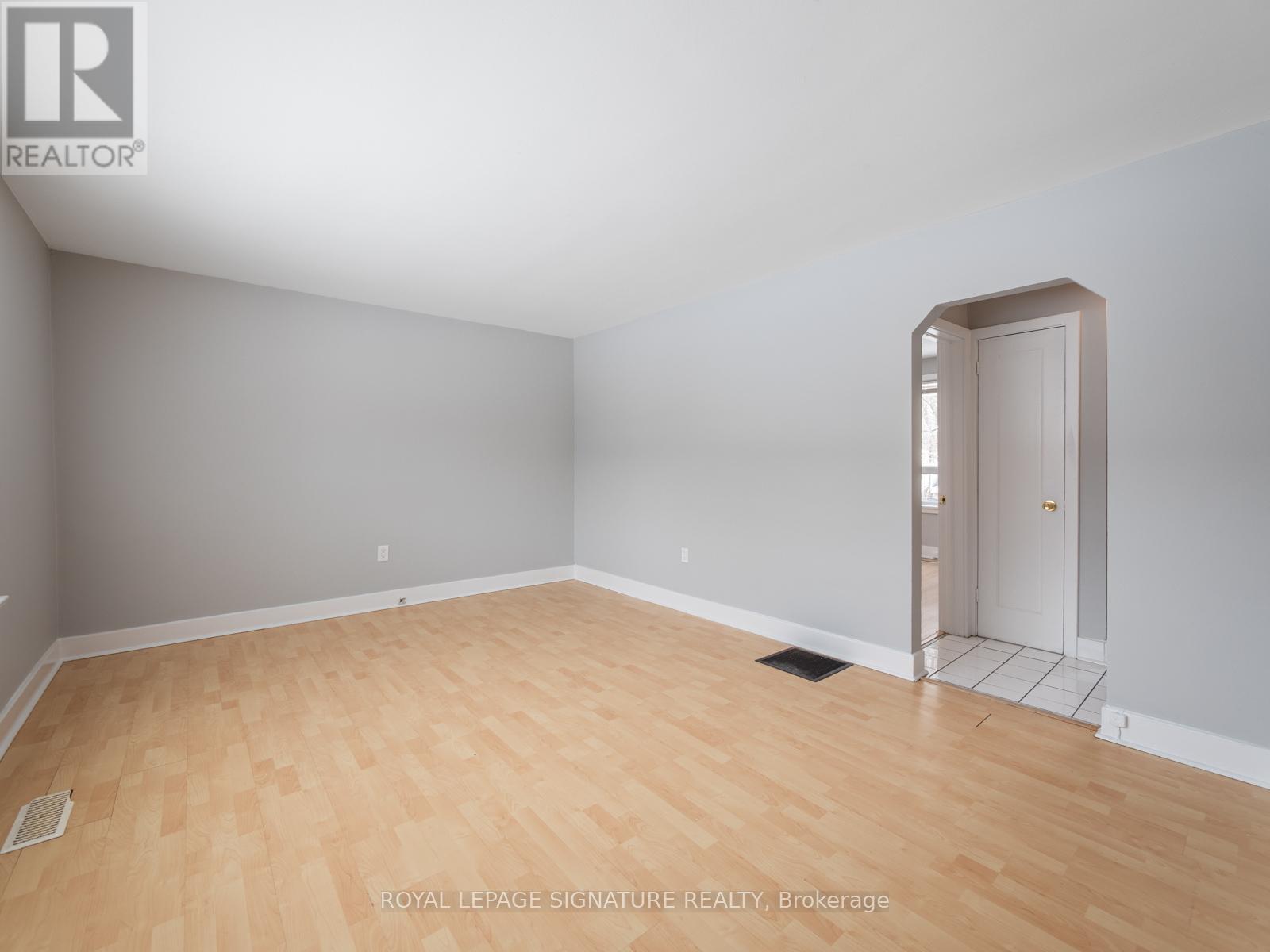 27 King High Avenue, Toronto, Ontario  M3H 3A8 - Photo 3 - C13025240