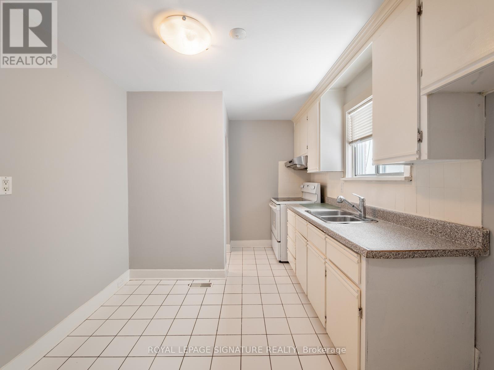 27 King High Avenue, Toronto, Ontario  M3H 3A8 - Photo 9 - C13025240