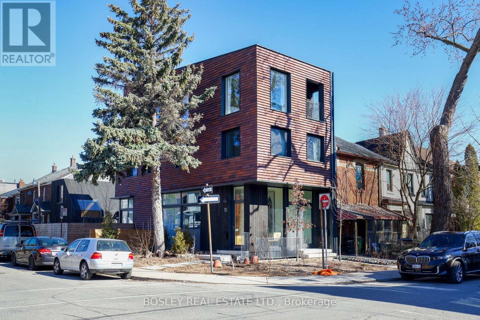 LOWER - 84 ULSTER STREET, Toronto, Ontario