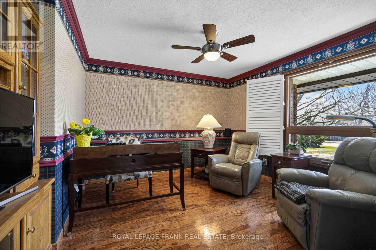 832 Parkhill Road W, Peterborough, Ontario  K9J 6P1 - Photo 26 - X12997276