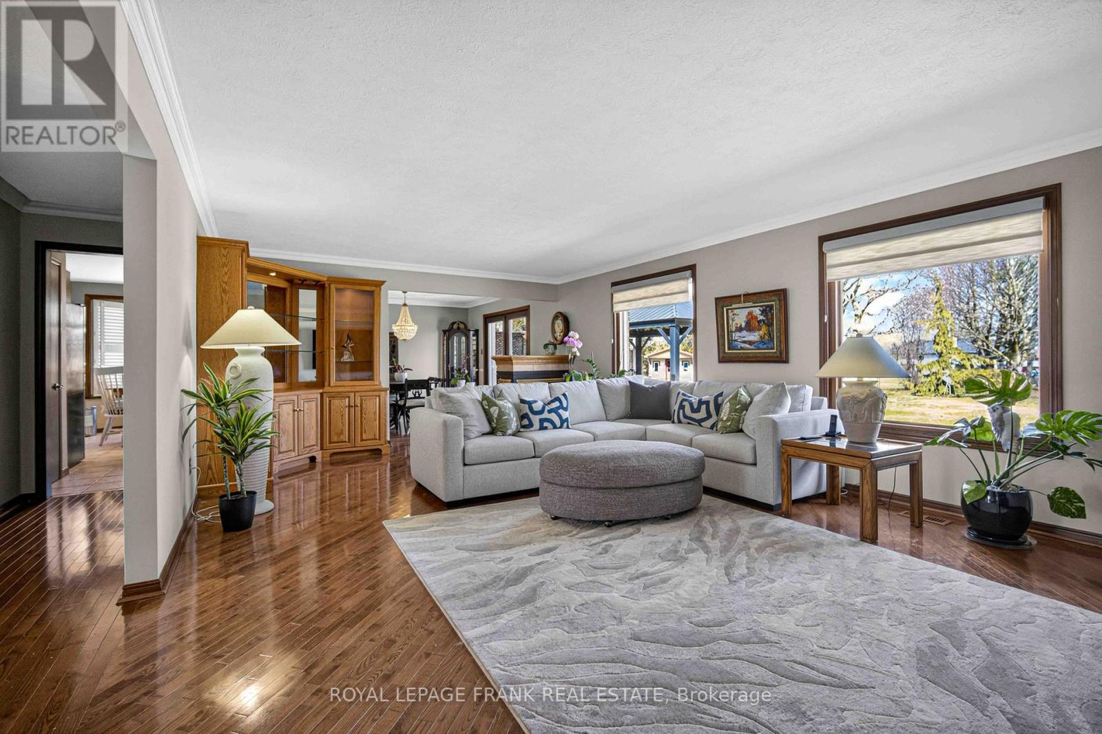 832 Parkhill Road W, Peterborough, Ontario  K9J 6P1 - Photo 9 - X12997276