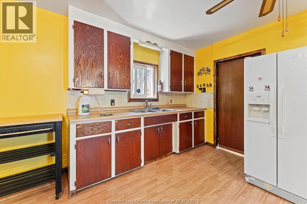 678 Capitol Street, Windsor, Ontario  N8X 3G1 - Photo 10 - 26008770