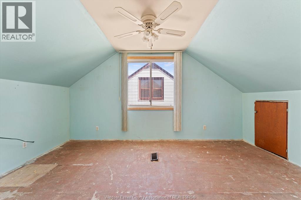 678 Capitol Street, Windsor, Ontario  N8X 3G1 - Photo 20 - 26008770