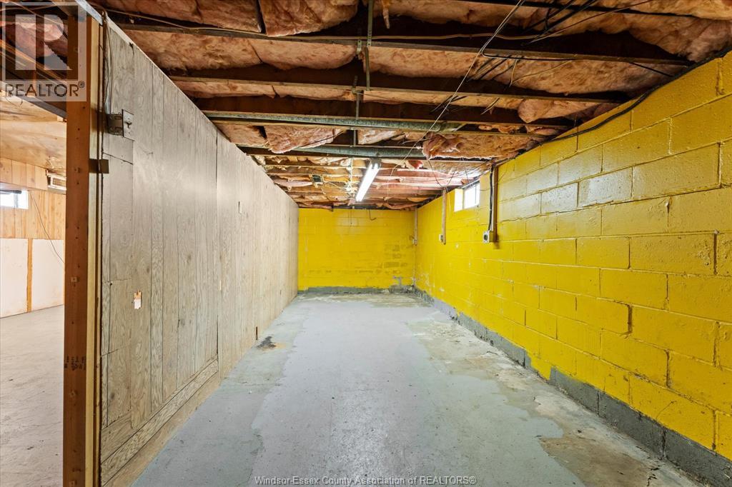 678 Capitol Street, Windsor, Ontario  N8X 3G1 - Photo 24 - 26008770