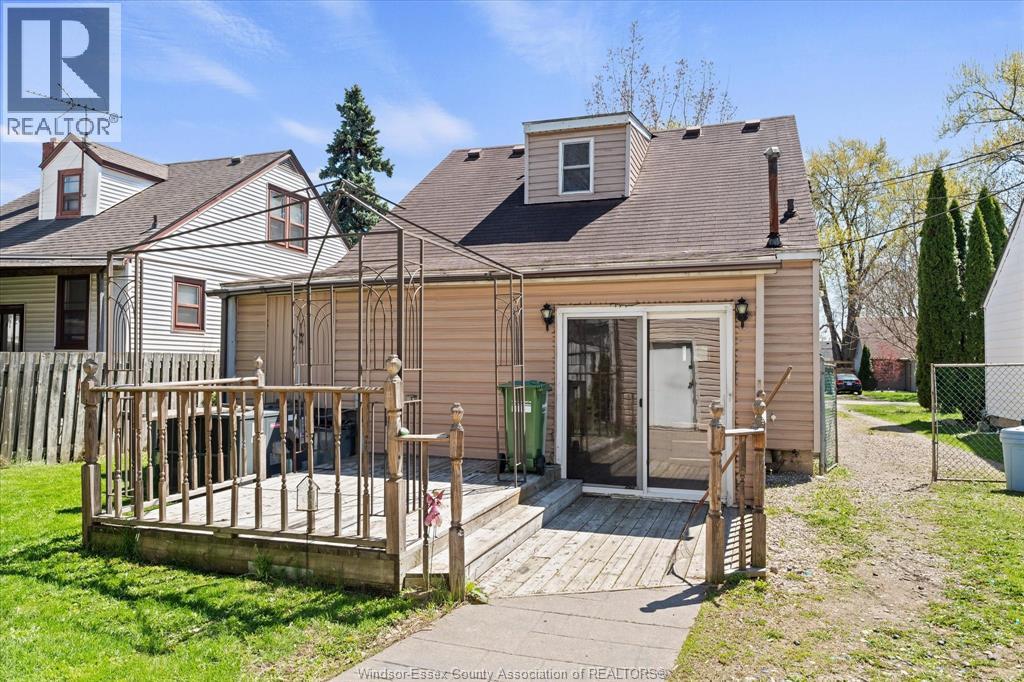678 Capitol Street, Windsor, Ontario  N8X 3G1 - Photo 29 - 26008770