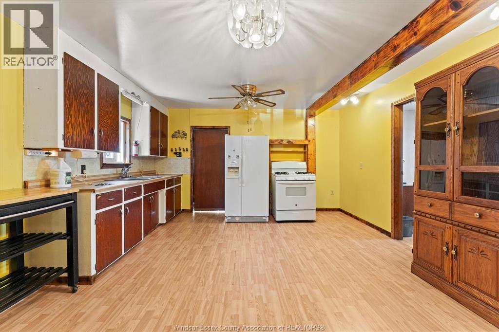 678 Capitol Street, Windsor, Ontario  N8X 3G1 - Photo 9 - 26008770