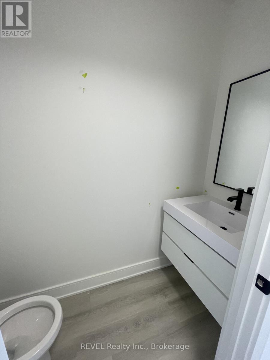 50 - 50 Everett Common, St. Catharines, Ontario  L2P 0H1 - Photo 4 - X12886148