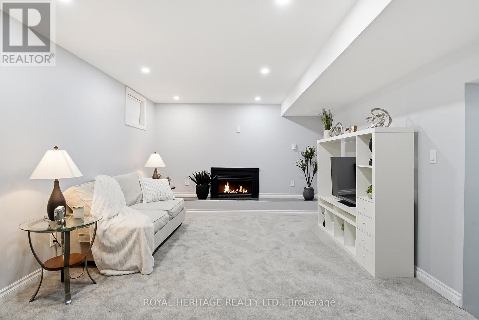 148 Guthrie Crescent, Whitby, Ontario  L1P 1A8 - Photo 31 - E13025072