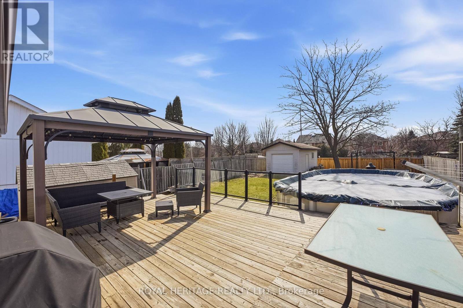 148 Guthrie Crescent, Whitby, Ontario  L1P 1A8 - Photo 38 - E13025072